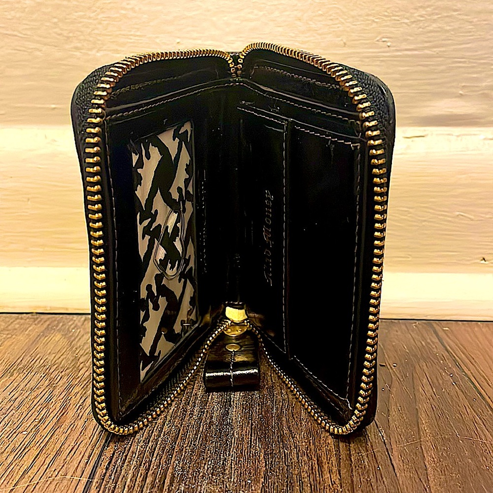 BRAND NEW Juicy Couture Black Leather Wallet - Picture 4 of 4